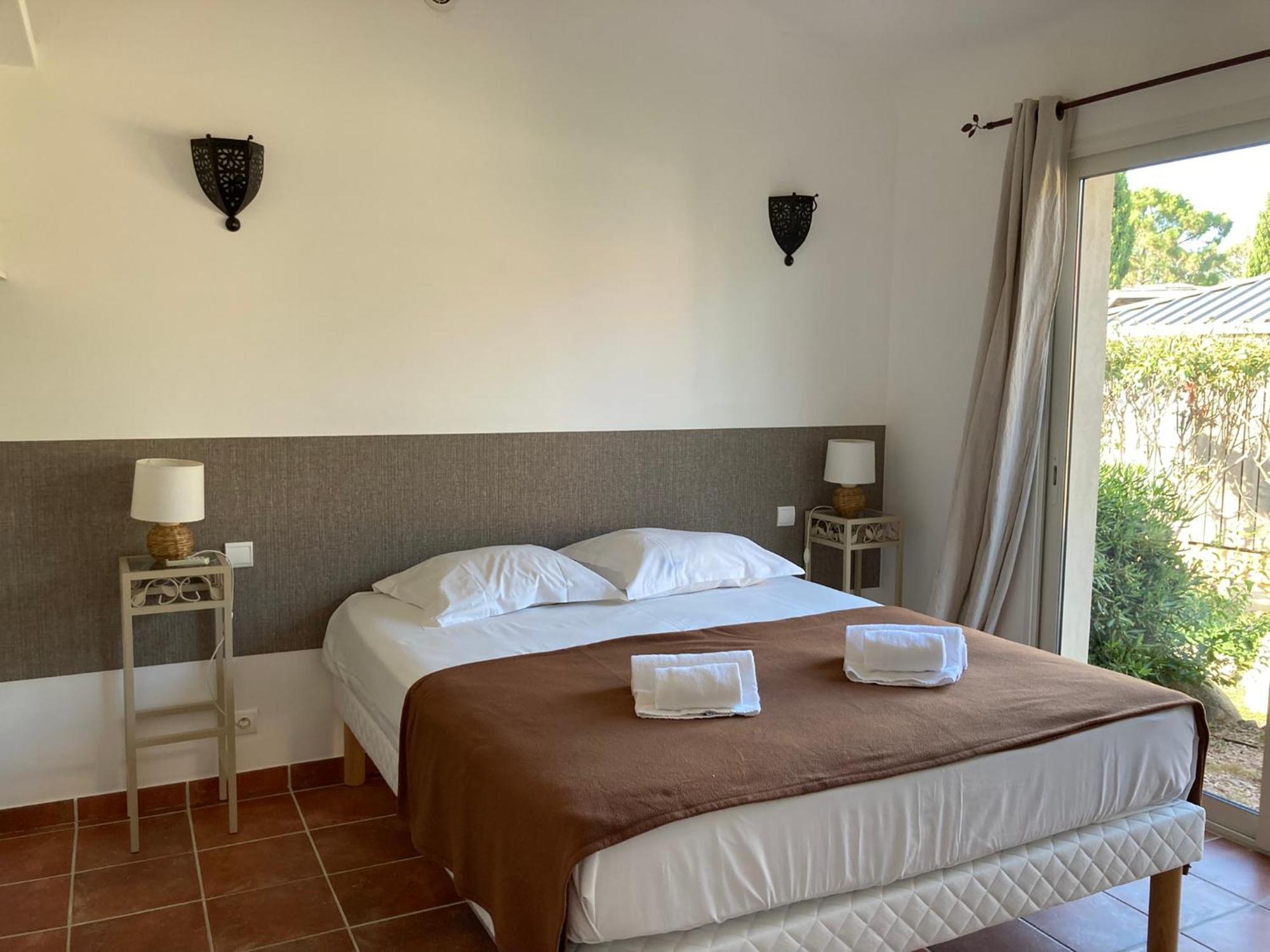 Villas Cala Corsa - 3 Et 4 Chambres - Cala Rossa Porto-Vecchio - Villas Entierement Climatisees Avec Piscine Chauffee Partagee Et Piscines Privees - Internet Gratuit מראה חיצוני תמונה