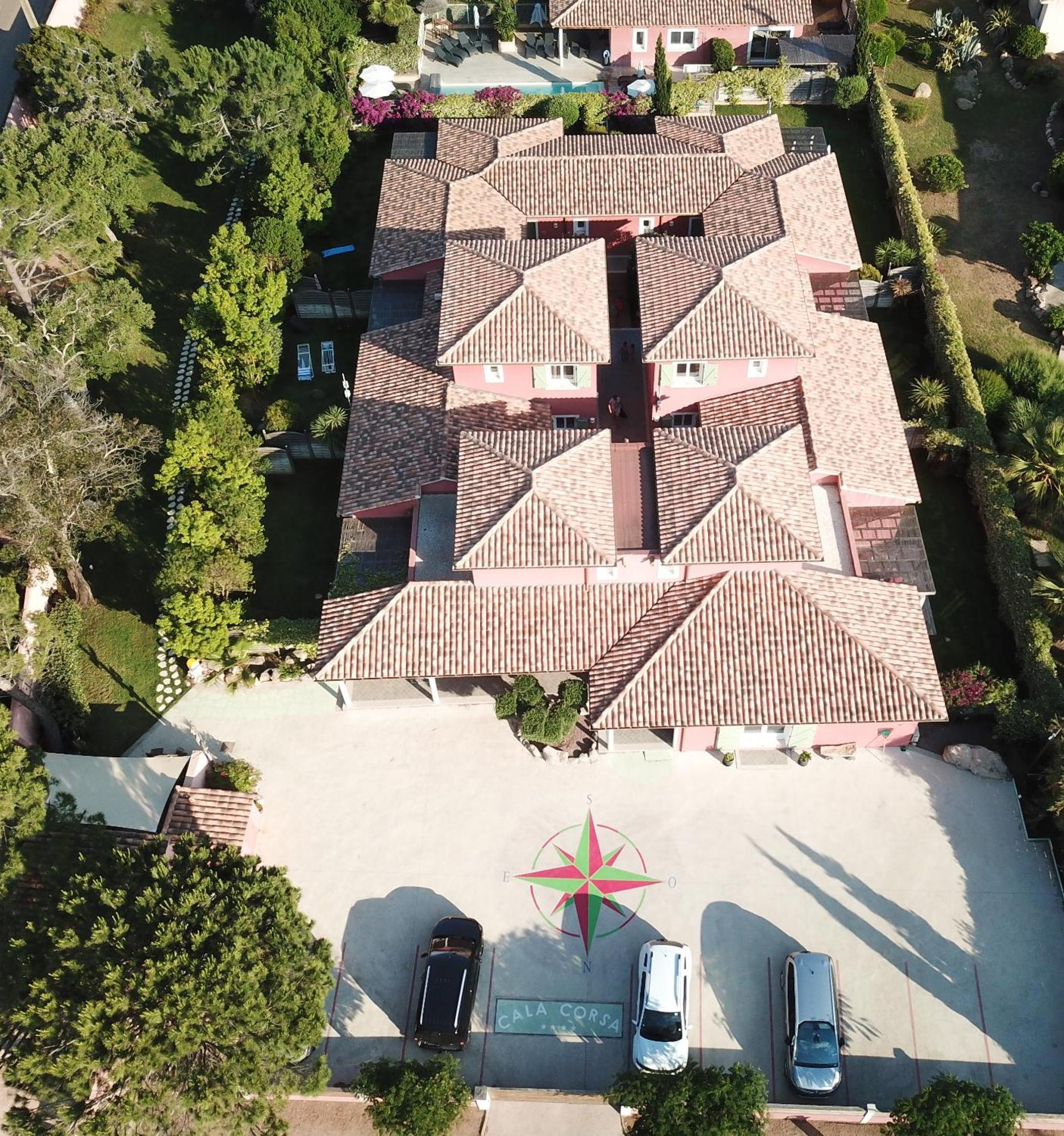 Villas Cala Corsa - 3 Et 4 Chambres - Cala Rossa Porto-Vecchio - Villas Entierement Climatisees Avec Piscine Chauffee Partagee Et Piscines Privees - Internet Gratuit מראה חיצוני תמונה