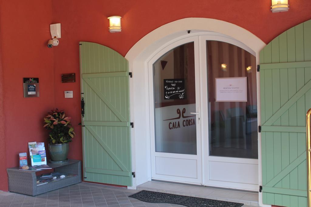 Villas Cala Corsa - 3 Et 4 Chambres - Cala Rossa Porto-Vecchio - Villas Entierement Climatisees Avec Piscine Chauffee Partagee Et Piscines Privees - Internet Gratuit מראה חיצוני תמונה